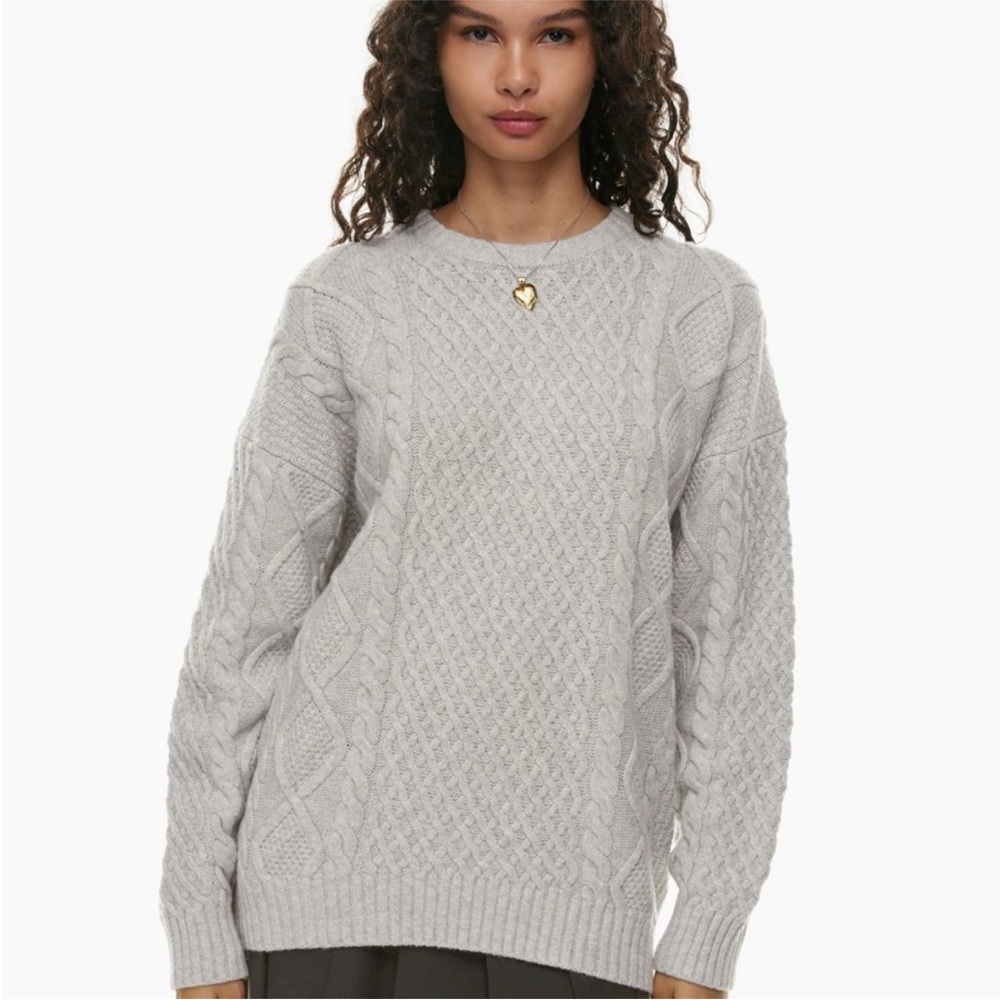 Aritzia Sunday Best Peggy Sweater size S